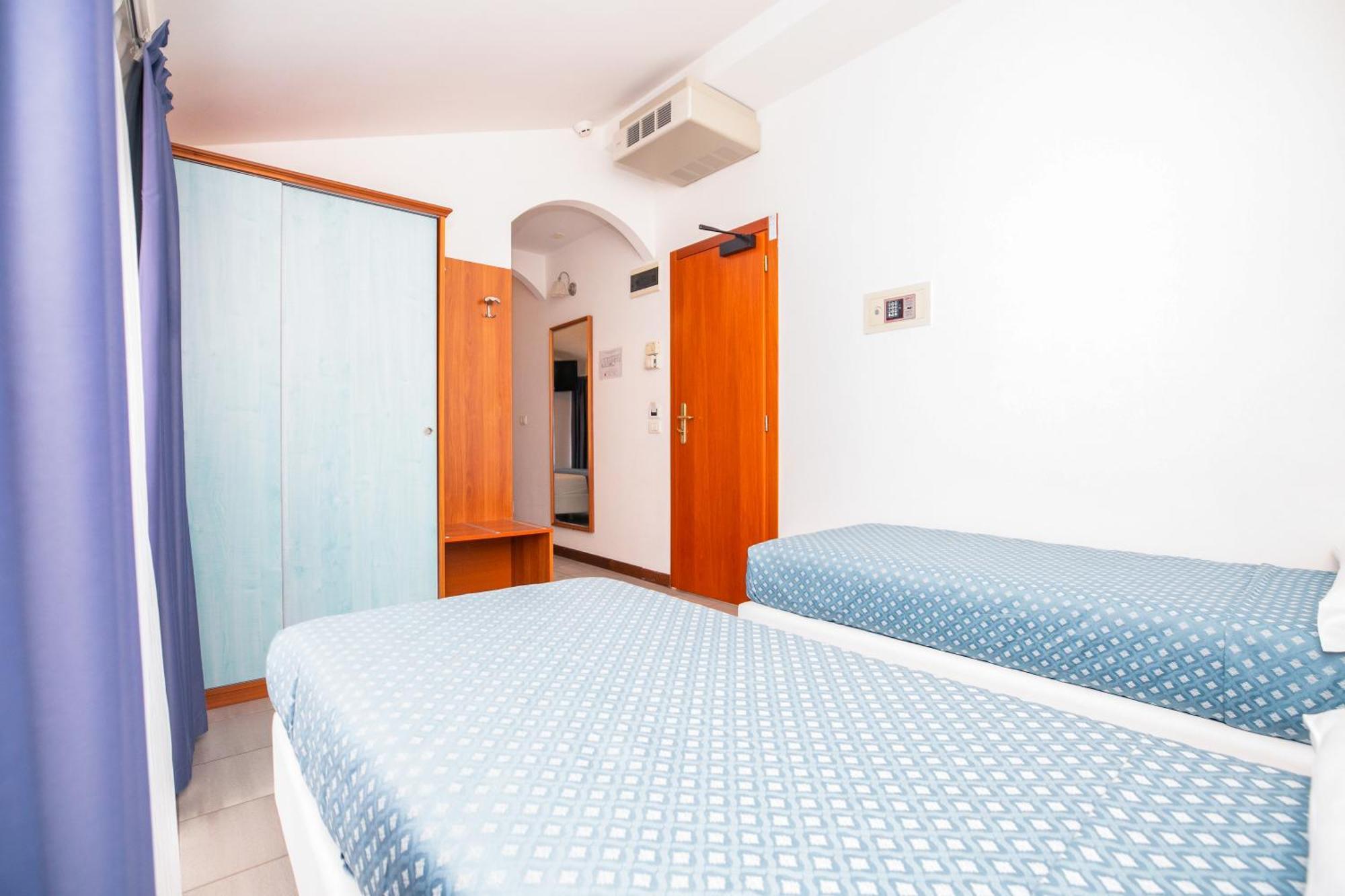 Hotel Brienz Bellaria-Igea Marina Ngoại thất bức ảnh