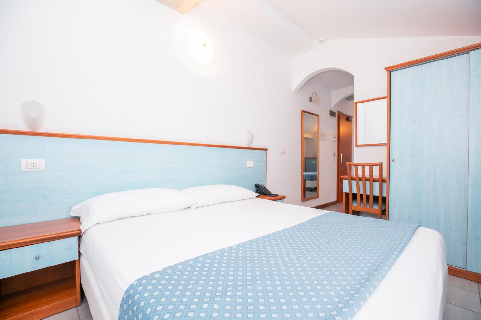 Hotel Brienz Bellaria-Igea Marina Ngoại thất bức ảnh