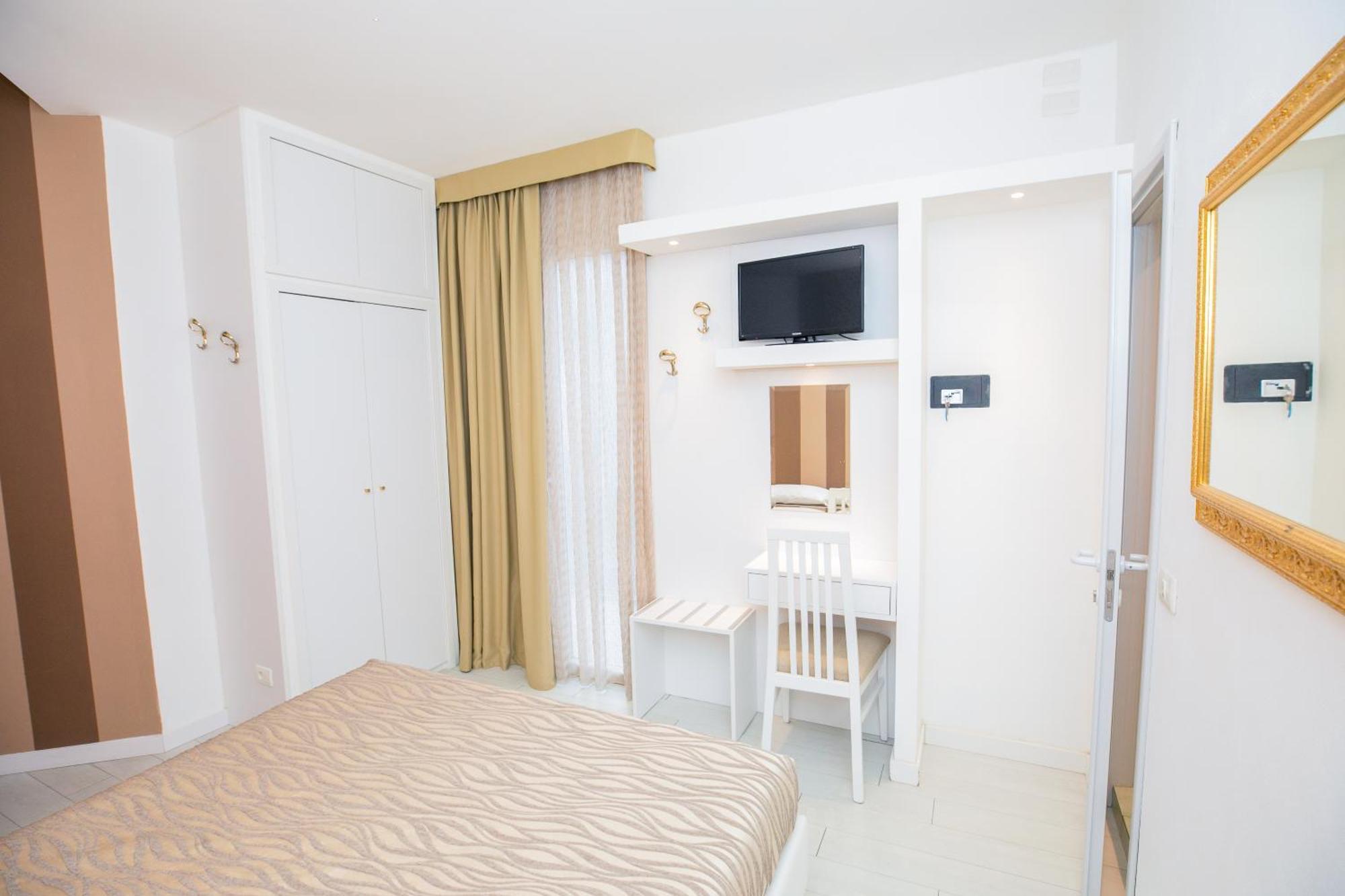 Hotel Brienz Bellaria-Igea Marina Ngoại thất bức ảnh