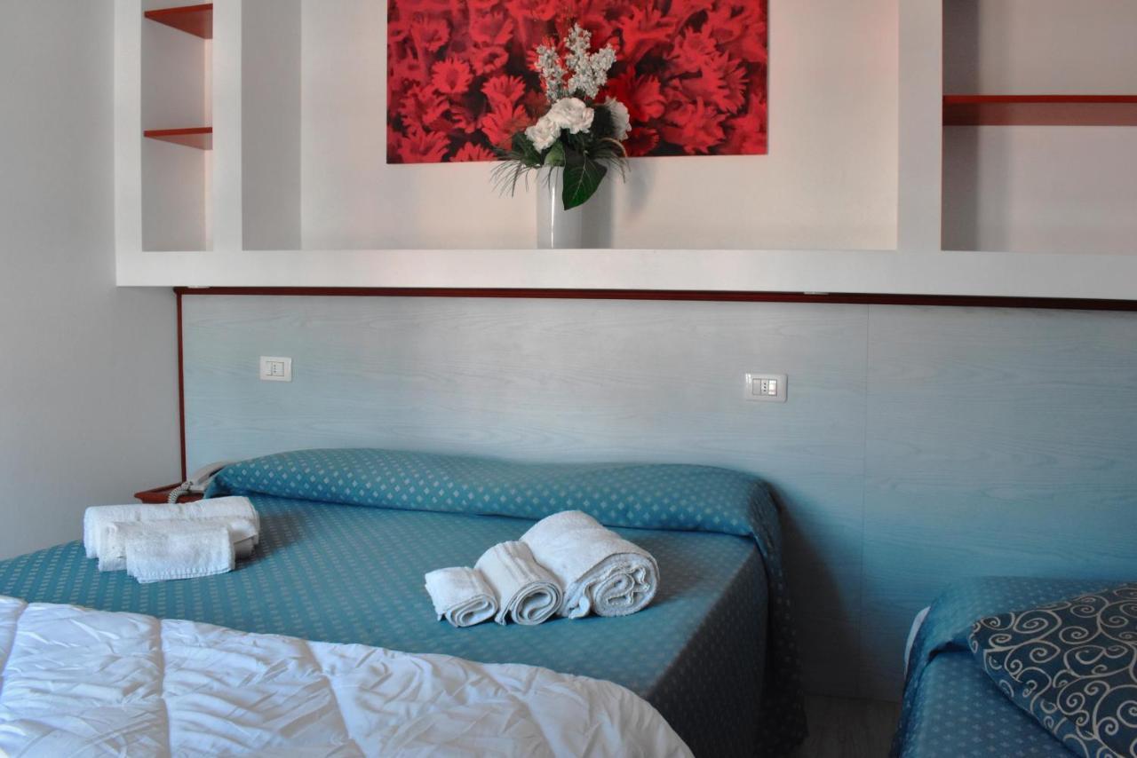 Hotel Brienz Bellaria-Igea Marina Ngoại thất bức ảnh