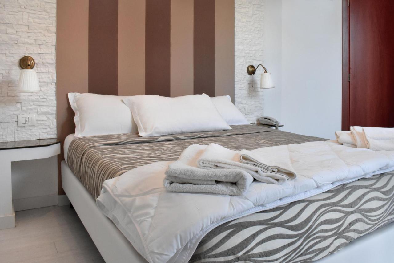 Hotel Brienz Bellaria-Igea Marina Ngoại thất bức ảnh